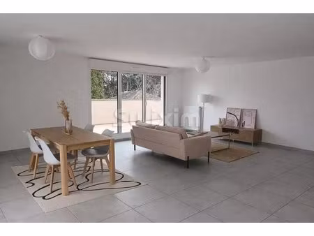 appartement de type 4 - dernier etage - pas de vis a vis