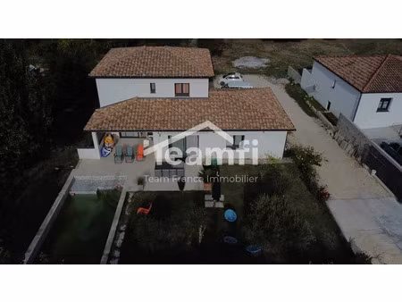 vente maison 7 pièces 176.46 m² à saint-hilaire-de-brethmas (30560)  438 000 €