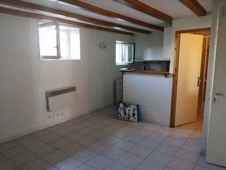 location appartement 1 pièce 23 m² à nancy (54000)