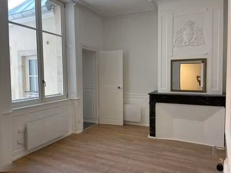 location appartement 1 pièce 26 m² à nancy (54000)