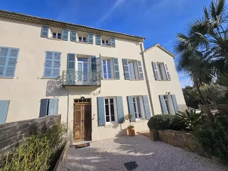 vente maison 6 pièces 141 m² à cogolin (83310)  689 000 €
