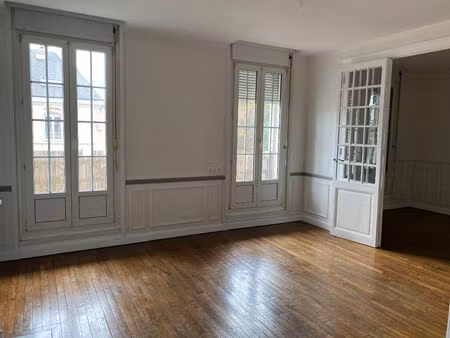 location appartement 4 pièces 99 m² à reims (51100)
