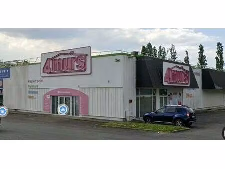local commercial à louer