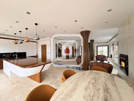 vente maison 5 pièces 190.6 m² à reims (51100)  549 000 €