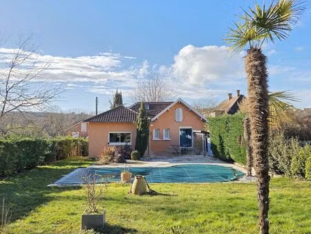 maison de ville 96m2 sur 1112m2 de terrain avec piscine