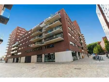 open deur zat. 28/2 appartement te huur
