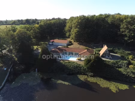 vente maison 7 pièces 250 m² à villefavard (87190)  546 000 €