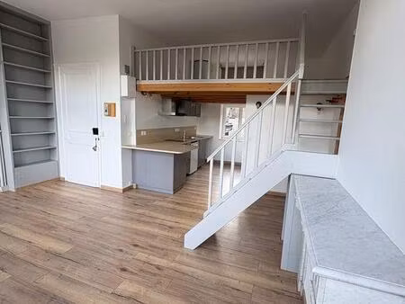 location appartement 1 pièce 47 m² à lille (59000)