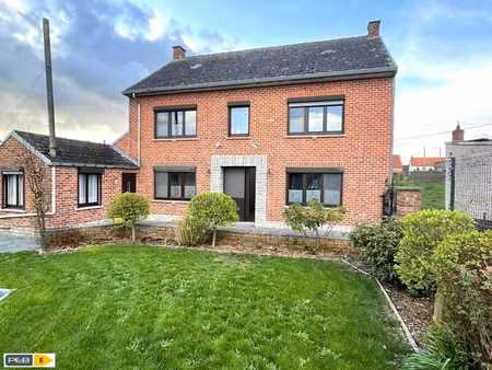 maison avec jardin et parking prive