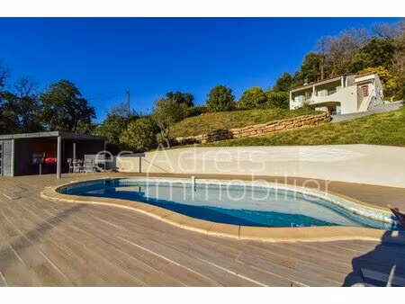 villa lumineuse dominant l’estérel  vue exceptionnelle