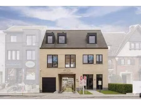 maison neuve prête à déménager à vendre dans le centre de co