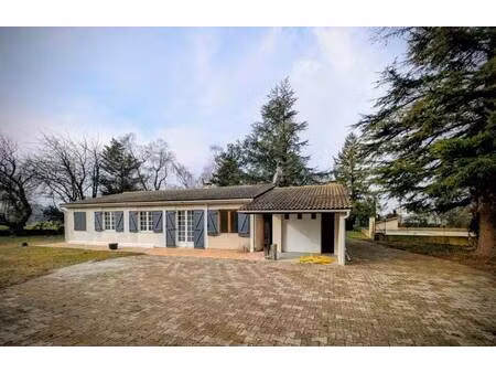 square habitat valence