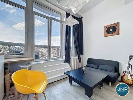 hypercentre - studio à côté de la place cathédrale !