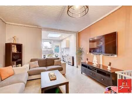 maison renovee 2ch avec jardin!