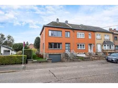 maison 3 chambres avec garage  véranda et jardin