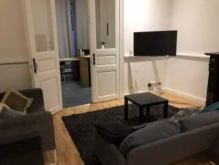 appartement meublé avec vue sur le parc de la boverie.