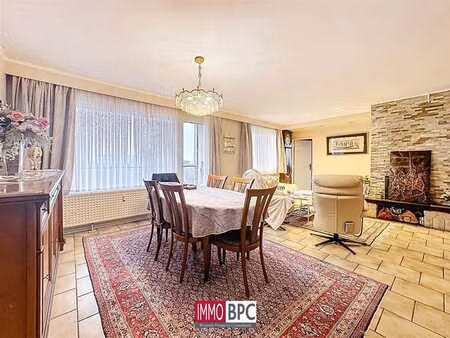 rentrer chez soi avec vue sur la verdure à ganshoren