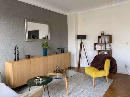 appartement lumineux - faire offre à partir de € 330 000.
