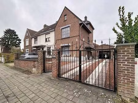 charmante maison unifamiliale 3 chambres avec jardin + garag