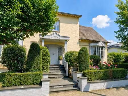 chant d'oiseau ravisante villa décor raffiné