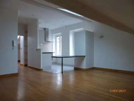 location appartement 2 pièces 40 m² à lyon 3 (69003)