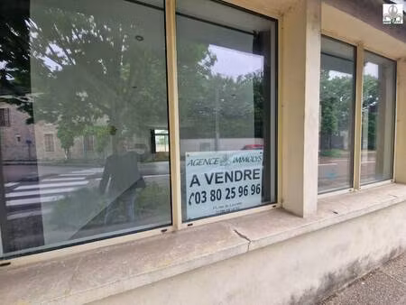 local commercial à vendre