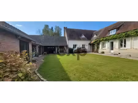 propriété familiale avec espace indépendant