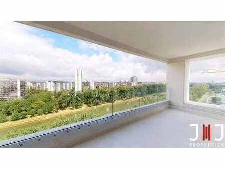 magnifique appartement 3 chambres avec terrasse