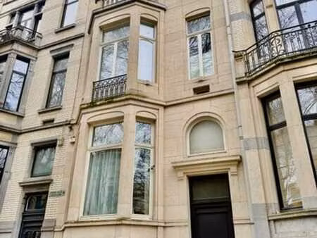 magnifique 1 chambre rénovée – première occupation – char…