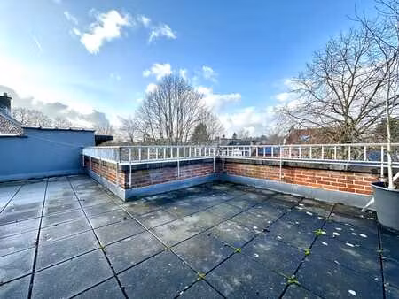 magnifique penthouse 2 ch + grande terrasse