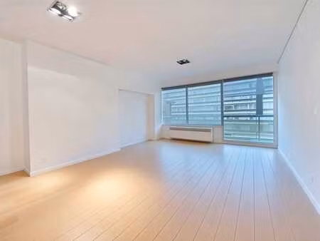 uccle - superbe appartement 2 chambres et terrasse