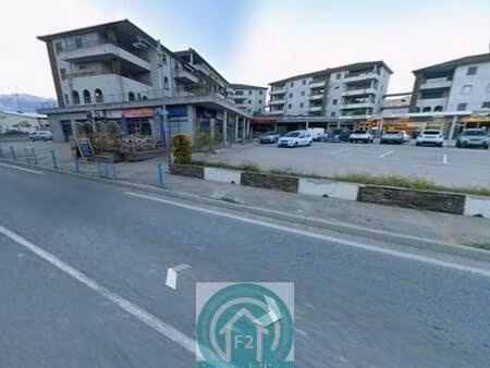 local commercial à vendre