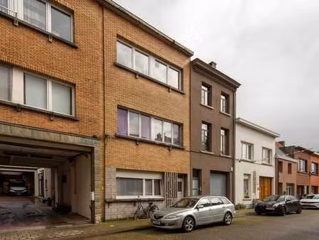 twee verhuurde appartementen in deurne zuid!