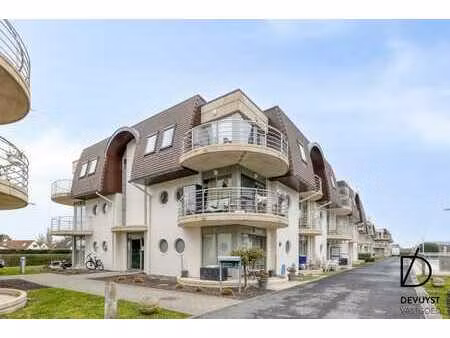 instapklaar appartement met terrasje  tuin en zwembad