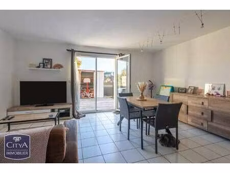 vente appartement 3 pièces à sablé-sur-sarthe (72300) : à vendre 3 pièces / 64m² sablé-sur