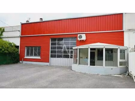 local commercial à louer