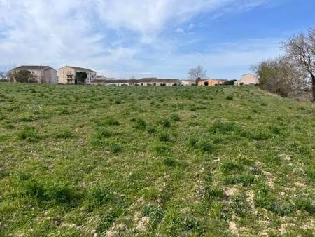 terrain constructible viabilisé à vendre