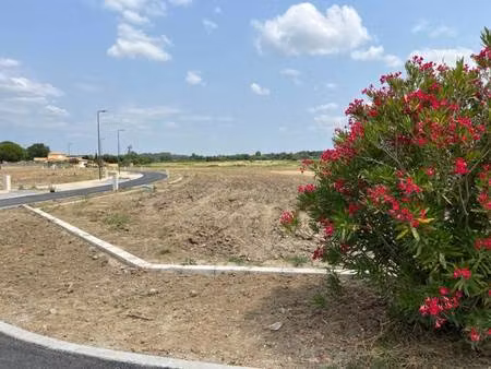 terrain constructible viabilisé à vendre