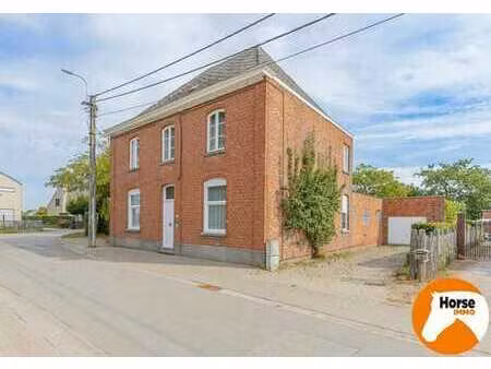 wichelen – karakteristiek burgerhuis op schitterend perceel