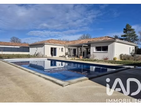 vente maison traditionnelle 7 pièces