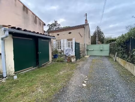 exclusivité - maison de ville 70 m² 4 pièces garage jardin
