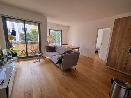 croissy centre 2p avec balcon de 46 m²