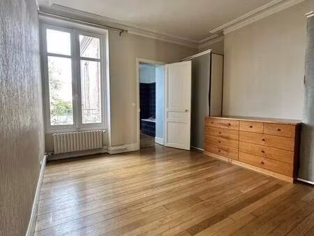 maison de ville à vendre