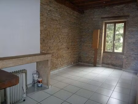location appartement 1 pièce 31 m² à caluire-et-cuire (69300)