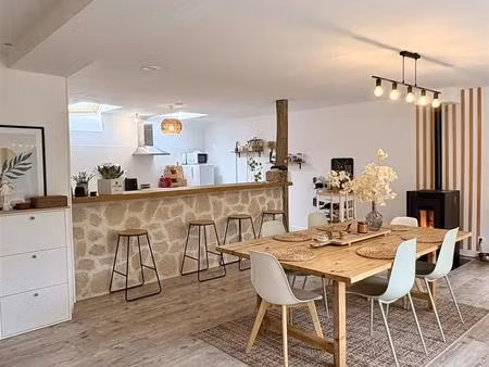 proche de craon - maison spacieuse avec jardin et atelier