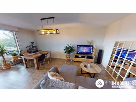 bel appartement avec vue cathédrale