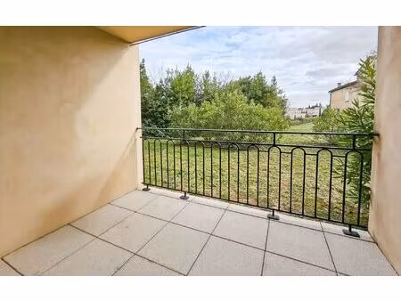 appartement uzès 50.8 m² t-2 à vendre  195 000 €