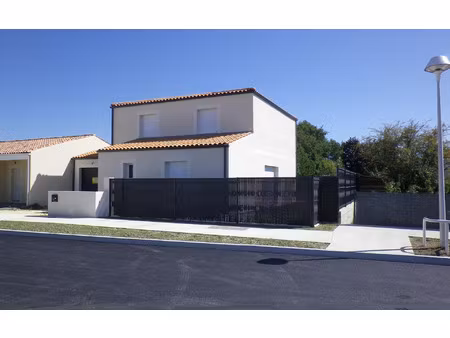maison échillais m² t-5 à vendre  333 000 €
