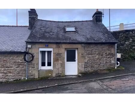 maison rostrenen 23 m² t-2 à vendre  38 800 €