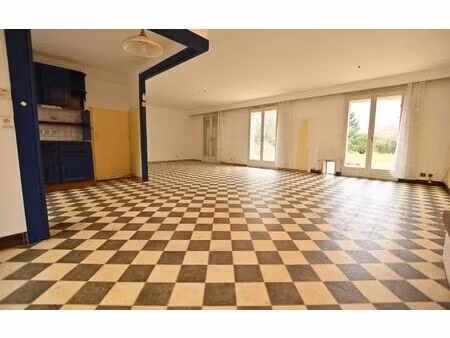 maison rue 142 m² t-4 à vendre  214 000 €